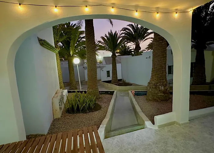 Santa Ursula 21 * Κόστα Κάλμα